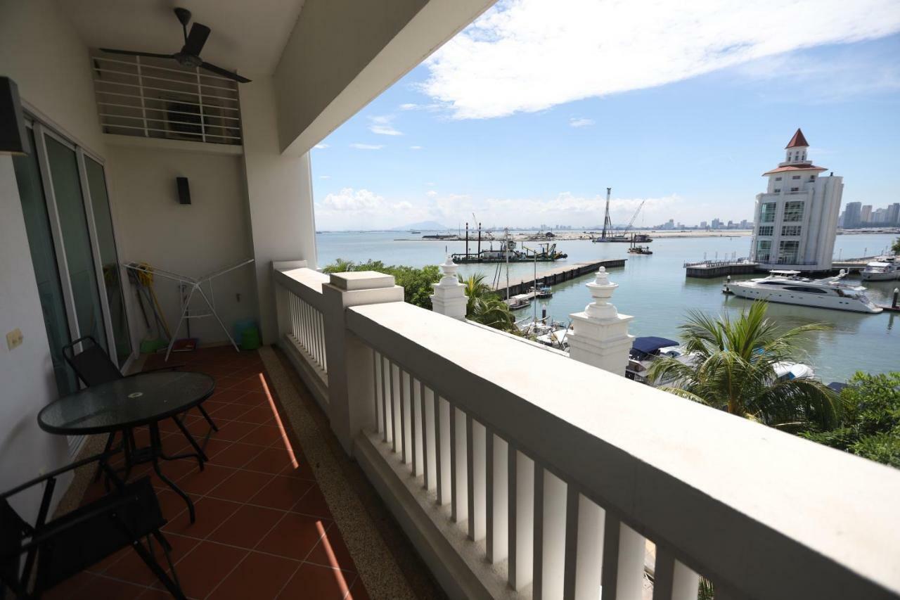 The Straits Quay Marina By Messina Clive Appartement George Town Buitenkant foto