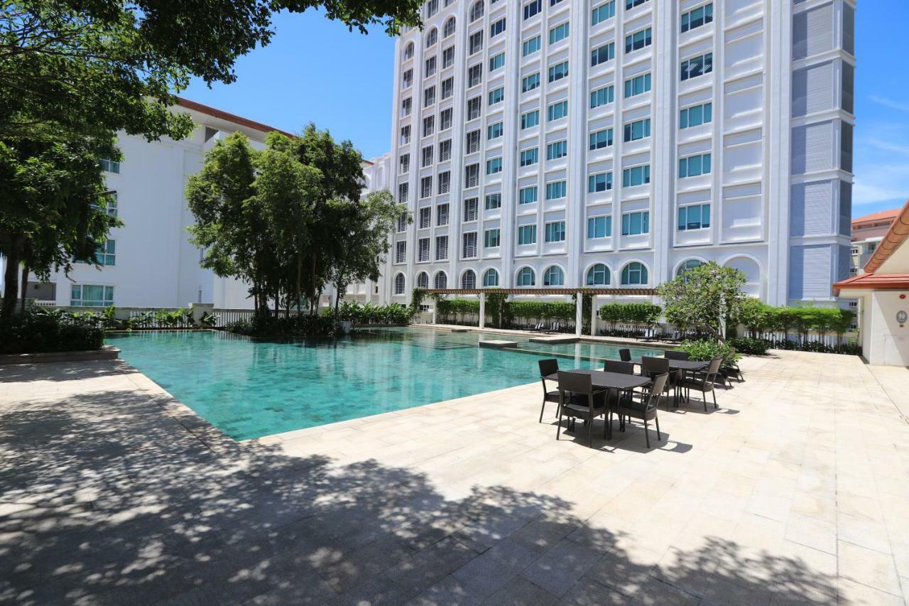 The Straits Quay Marina By Messina Clive Appartement George Town Buitenkant foto