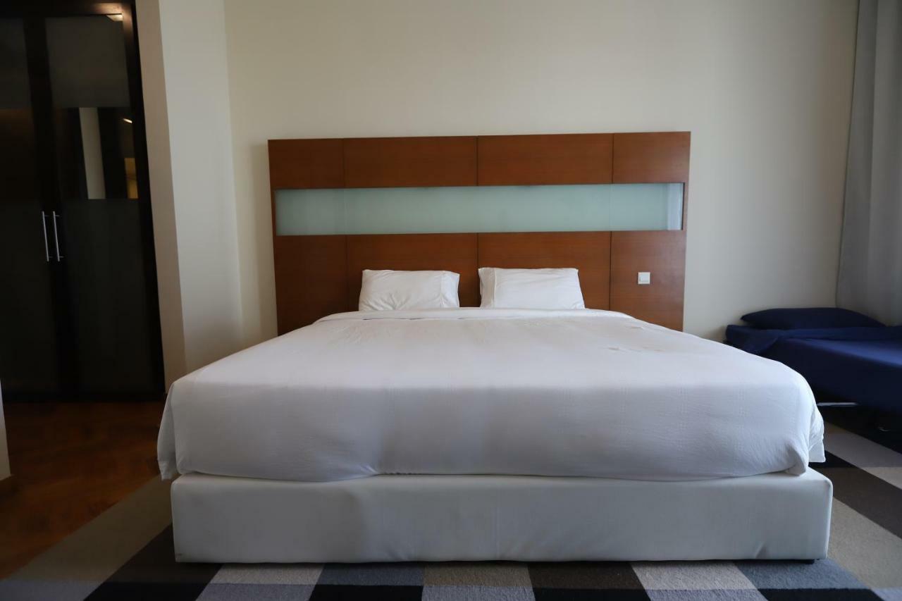 The Straits Quay Marina By Messina Clive Appartement George Town Buitenkant foto